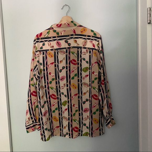 Vintage artsy silk blouse with playful accessories/fashion print - Picture 2 of 5